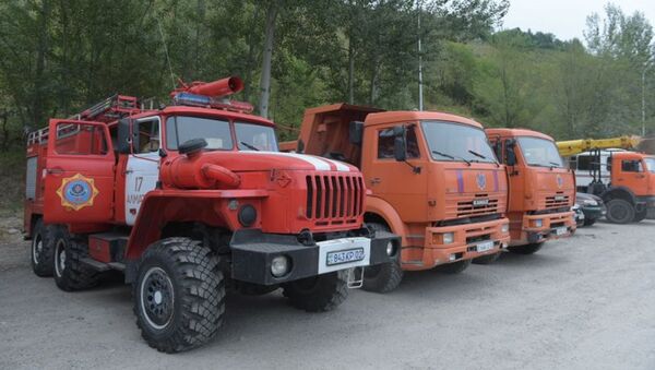 Спасатели ДЧС Алматы находятся на месте селевого выброса - Sputnik Казахстан