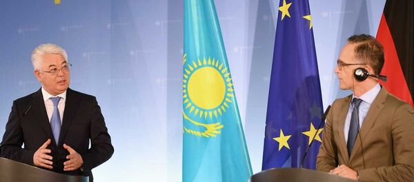 Глава казахстанского министерства иностранных дел Бейбут Атамкулов встретился со своим коллегой - министром иностранных дел ФРГ Хайко Маасом - Sputnik Казахстан