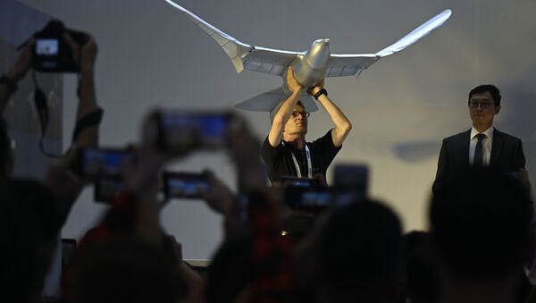 Робот-птица на конференции робототехники в Пекине  - Sputnik Казахстан