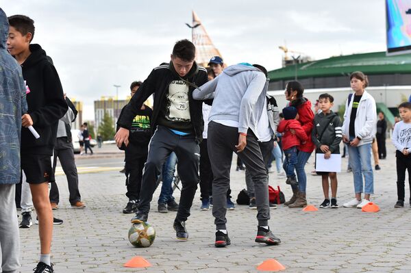 Томасов забил гол БАТЭ: что происходит на поле Астана Арена - Sputnik Казахстан