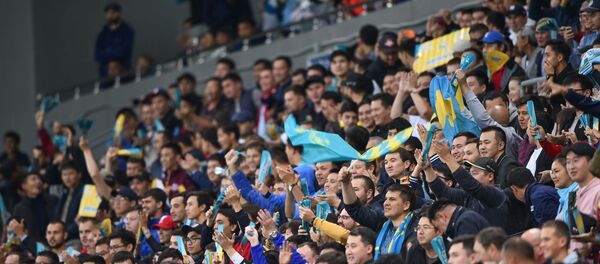 Болельщики ждут яркой, результативной игры  - Sputnik Казахстан