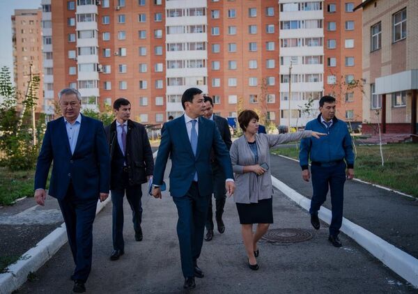 Ни пройти ни проехать: аким Нур-Султана раскритиковал стройку рядом со школой - Sputnik Казахстан