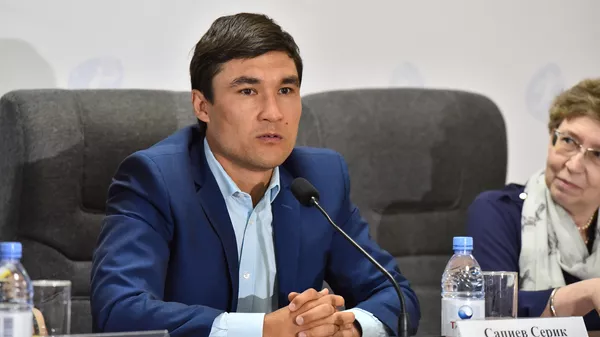 Председатель комитета по делам спорта и физической культуры министерства культуры и спорта Серик Сапиев на пресс-конференции Психология спорта - Sputnik Қазақстан