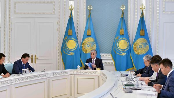 Касым-Жомарт Токаев провел совещание с Камбином по бюджетному планированию - Sputnik Казахстан