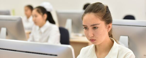 Школа имени Абая Кунанбаева в Астане, архивное фото - Sputnik Казахстан