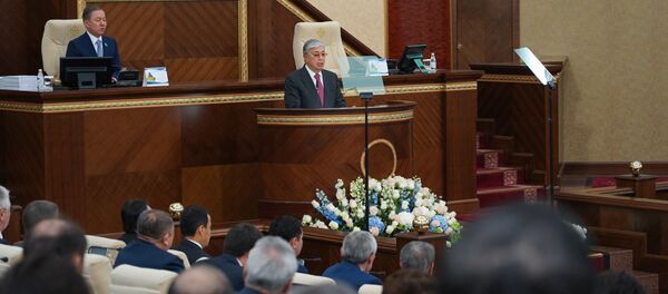  Президент Казахстана Касым-Жомарт Токаев выступает на совместном заседании палат парламента - Sputnik Казахстан