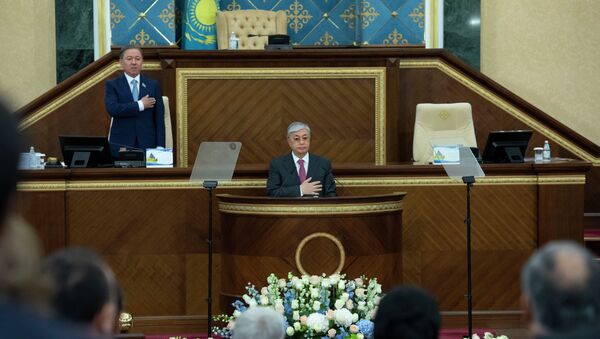 Президент Казахстана Касым-Жомарт Токаев выступает на совместном заседании палат парламента - Sputnik Казахстан