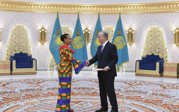 Президент Казахстана Касым-Жомарт Токаев принял верительные грамоты у послов десяти государств - Sputnik Казахстан