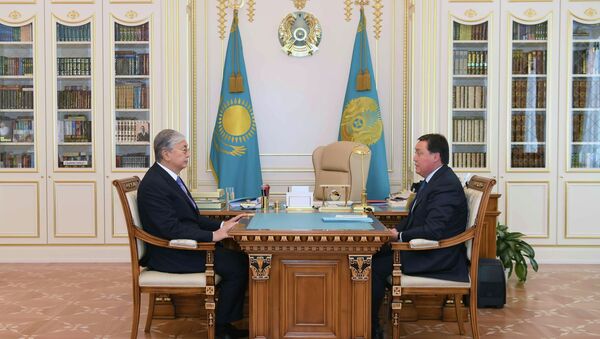 Президент Касым-Жомарт Токаев и премьер-министр Аскар Мамин - Sputnik Қазақстан