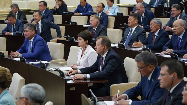 Сенаторы парламента Казахстана - Sputnik Қазақстан