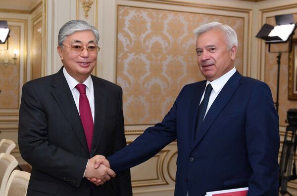 Токаев встретился с президентом российской нефтяной компании Лукойл - Sputnik Казахстан