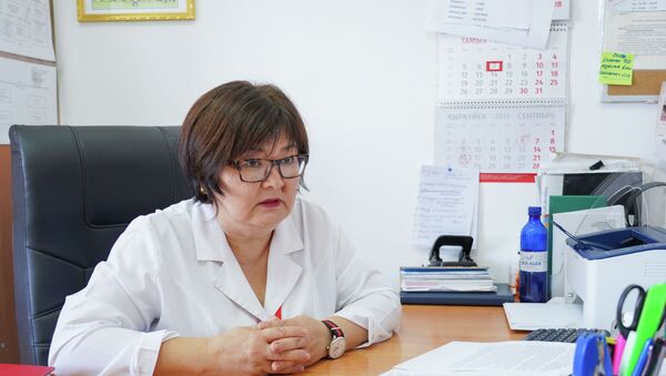 Заведующая лечебно-профилактическим отделом Центра по профилактике и борьбе со СПИД города Нур-Султан Гульнар Нургожина - Sputnik Казахстан