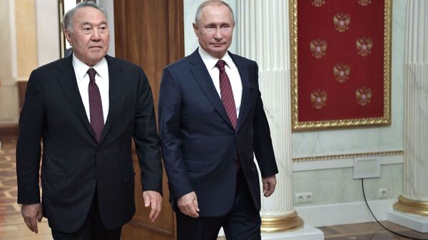 Президент РФ Владимир Путин и первый президент Республики Казахстан Нурсултан Назарбаев - Sputnik Қазақстан