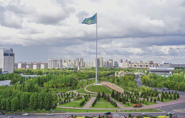 Главный государственный флаг в столице Казахстана - Sputnik Казахстан