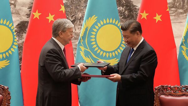 Подписание соглашений во время визита К.-Ж. Токаева в КНР - Sputnik Казахстан