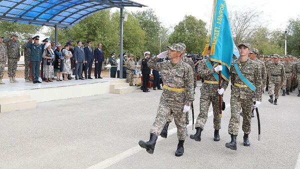 Военнослужащие почтили память погибших - Sputnik Казахстан