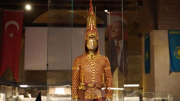  Золотой человек выставлен в музее в Турции - Sputnik Қазақстан