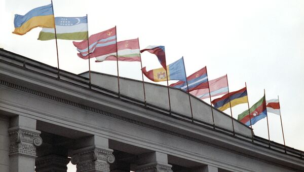 Флаги государств - членов СНГ, Минск, 30 декабря 1991 года - Sputnik Казахстан