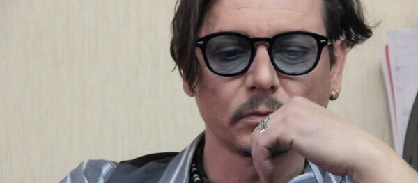 Джонни Депп поселился в Ростове-на-Дону и играет в местном театре - Sputnik Казахстан
