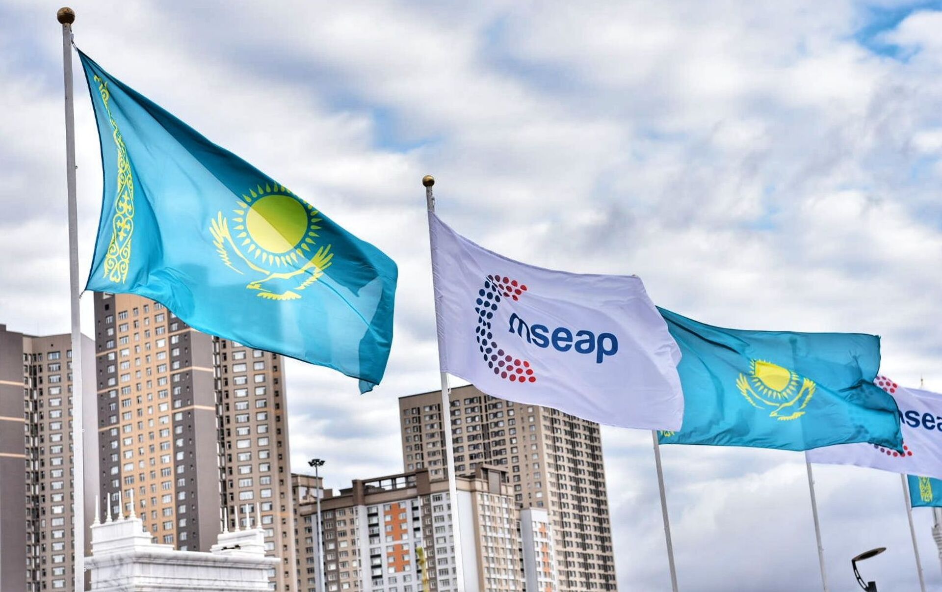 Русские в казахстане в 2024 году. Евразия Казахстан новости последние.