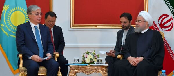 Касым-Жомарт Токаев и президент Исламской Республики Иран Хасан Рухани Касым-Жомарт Токаев и президент Исламской Республики Иран Хасан Рухани - Sputnik Казахстан