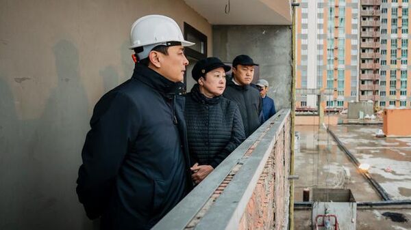 Аким столицы Алтай Кульгинов посетил строящийся многоэтажный жилой комплекс, предназначенный для работающей молодежи - Sputnik Казахстан