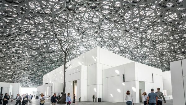 Музей Лувр Абу Даби создан французским архитектором Жаном Нувелем - Sputnik Казахстан