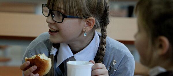 Школьная столовая Школьная столовая - Sputnik Казахстан