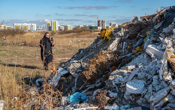 По сведениям профильного департамента, строительные отходы уже вывезены на городской полигон, свалки были ликвидированы - Sputnik Казахстан