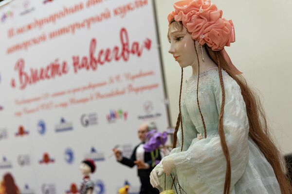 Кот ученый, его семья и другие герои сказок Пушкина: чем удивит выставка кукол в Алматы - Sputnik Казахстан