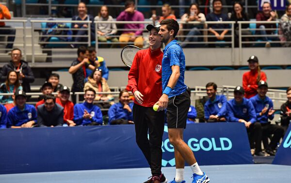 Благотворительный матч между теннисистами Новаком Джоковичем и Рафаэлем Надалем - Sputnik Казахстан