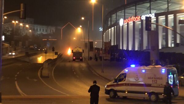 Двойной теракт произошел в центральном районе Стамбула. Кадры с места ЧП - Sputnik Казахстан