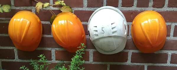 Каски - Sputnik Қазақстан