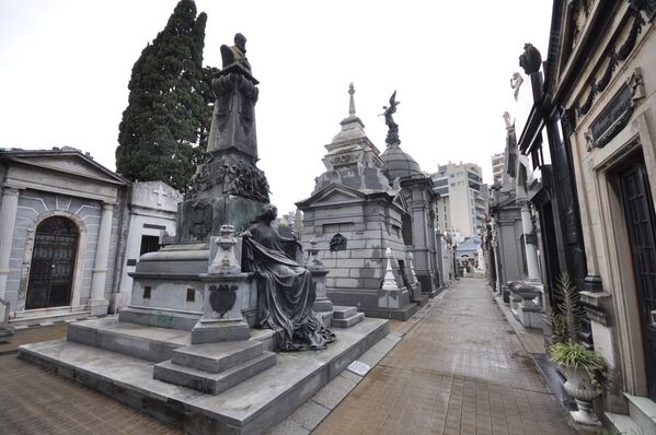 Кладбище Реколета в Буэнос-Айресе, Аргентина - Sputnik Казахстан