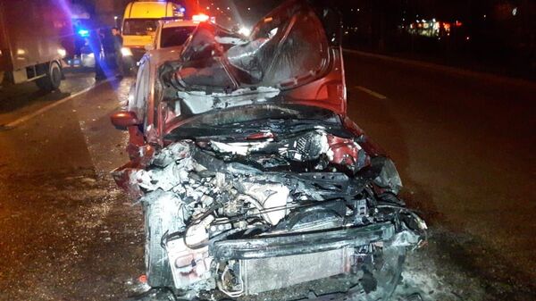 Загорелся от удара: два человека пострадали в результате ДТП в Алматы - Sputnik Казахстан