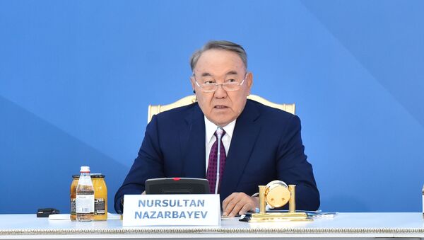 Нурсултан Назарбаев на заседании Astana Club - Sputnik Қазақстан