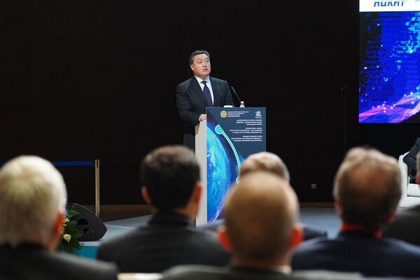 На модернизацию Байконура потребуется около $330 миллионов - премьер Мамин На модернизацию Байконура потребуется около $330 миллионов - премьер Мамин - Sputnik Казахстан