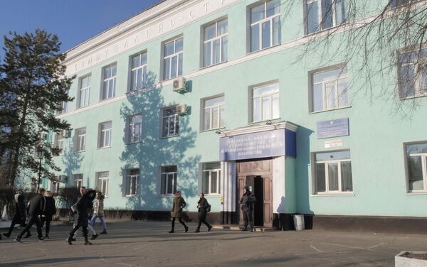 Здание Амурского колледжа строительства и жилищно-коммунального хозяйства в Благовещенске, где произошла стрельба - Sputnik Казахстан