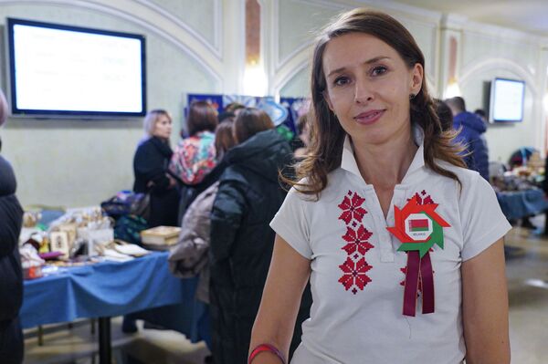 Эко-подарки и автомобиль: как прошла рождественская ярмарка в Нур-Султане Эко-подарки и автомобиль: как прошла рождественская ярмарка в Нур-Султане - Sputnik Казахстан