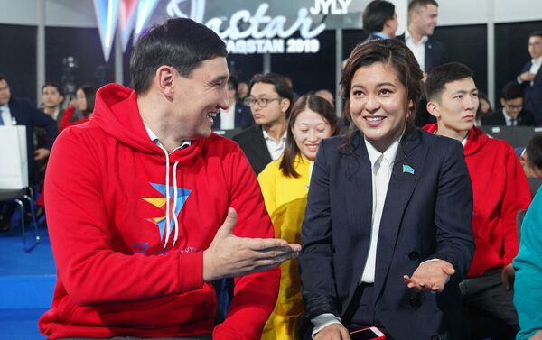 Церемония открытия Года волонтера и закрытия Года молодежи - Sputnik Казахстан