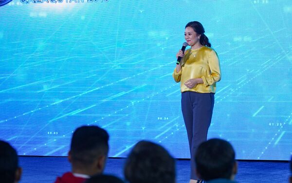 Церемония открытия Года волонтера и закрытия Года молодежи - Sputnik Казахстан