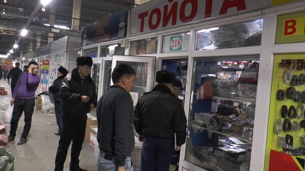 Гибель Дениса Тена повлияла? В Алматы стали реже красть автозеркала - Sputnik Казахстан