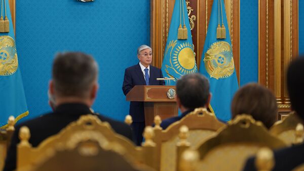 Президент Казахстана Касым-Жомарт Токаев наградил особо отличившихся граждан страны  - Sputnik Казахстан