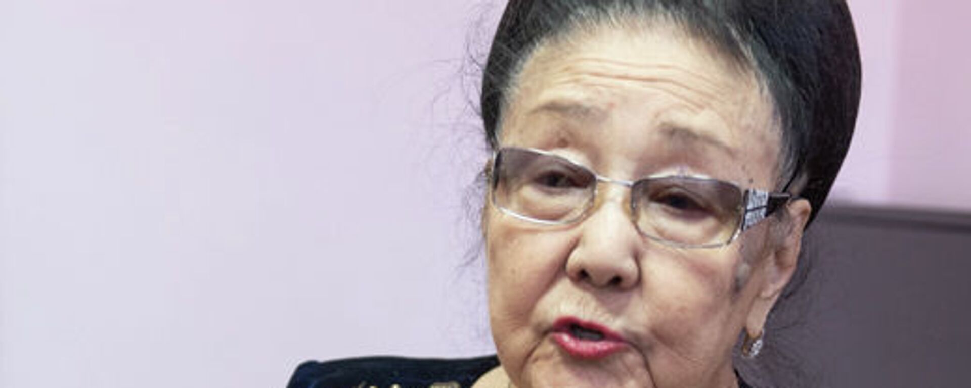 Бибигуль Тулегенова получила в подарок от Нурсултана Назарбаева часы с бриллиантами Бибигуль Тулегенова получила в подарок от Нурсултана Назарбаева часы с бриллиантами - Sputnik Казахстан, 1920, 16.12.2024