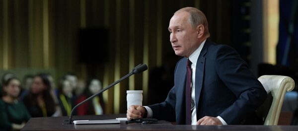 Президент РФ Владимир Путин на большой ежегодной пресс-конференции 2019 - Sputnik Қазақстан