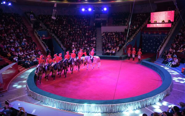 Цирковое представление для особенных детей - Sputnik Казахстан