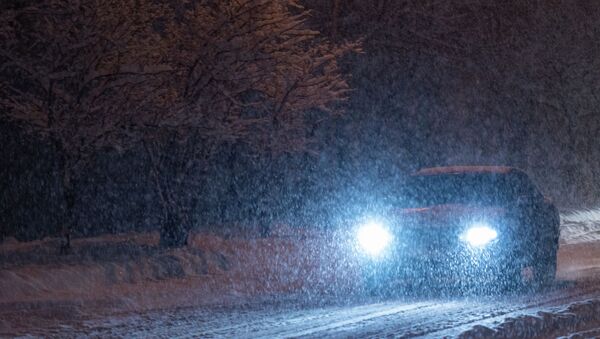 Ночной снегопад в Алматы - Sputnik Казахстан