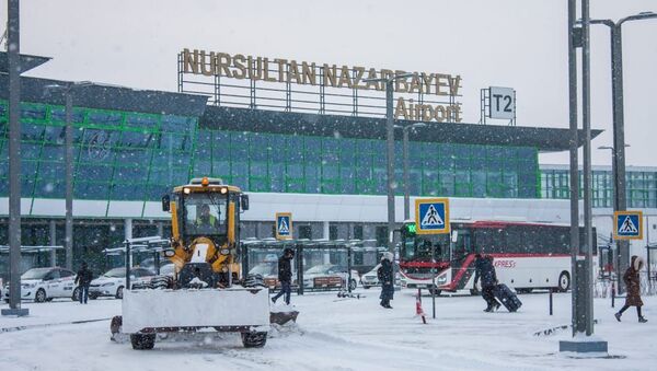 Аэропорт Нурсултан Назарбаев в снегу - Sputnik Казахстан