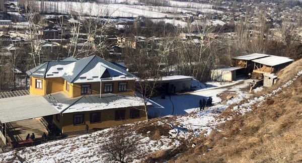 В своем доме выстрелом в голову убит директор агентства МЧС Кыргызстана - Sputnik Казахстан