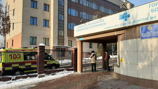 Пострадавших доставляют в 4-ю горбольницу - Sputnik Казахстан